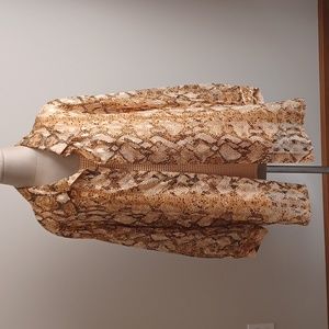 NWT- Notations Animal Print 2 piece set